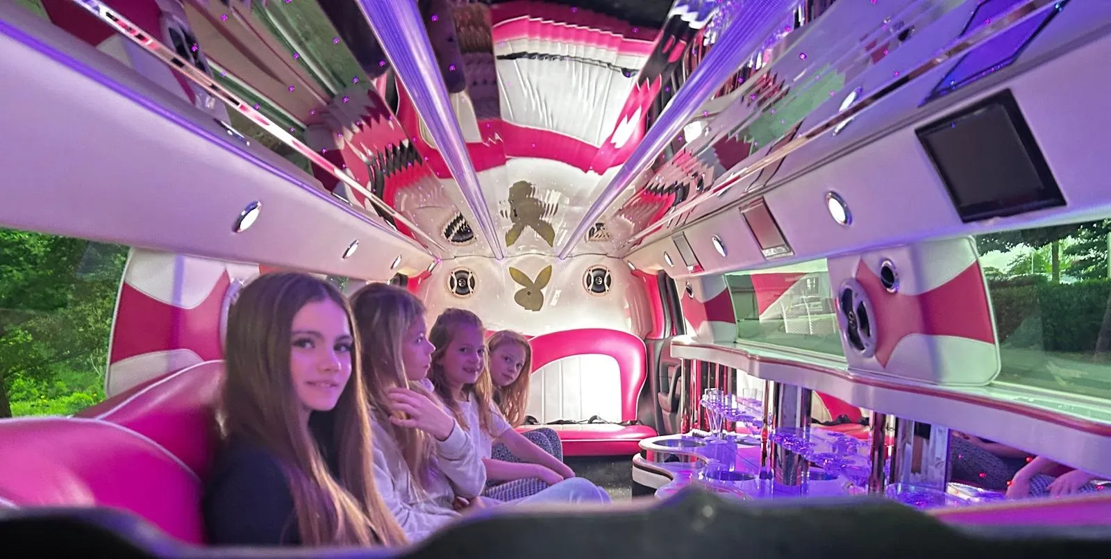 Kinderfeest in de limousine